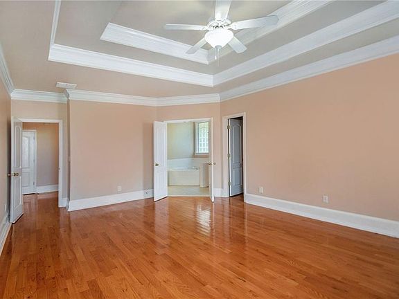 4th image of 254 Grandiflora Dr