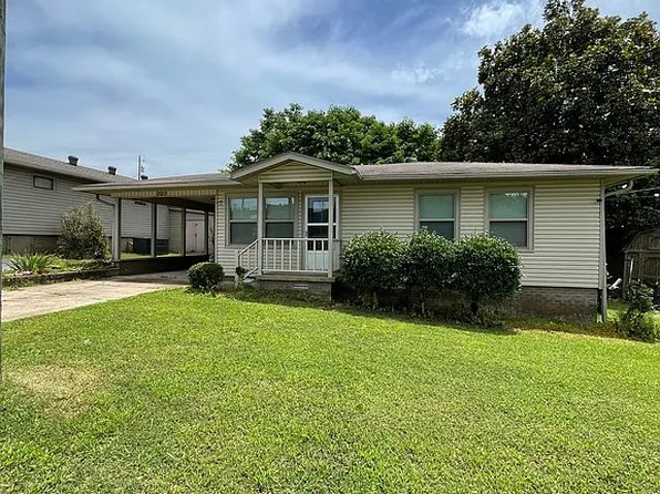 203 W Moore St, Heber Springs, AR 72543