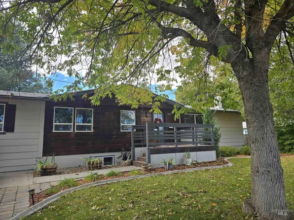 1265 W 1st St, Weiser, ID 83672