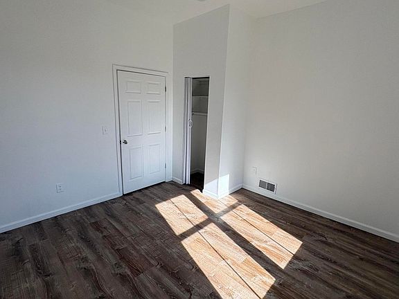 5th image of 1122 Luzerne St A