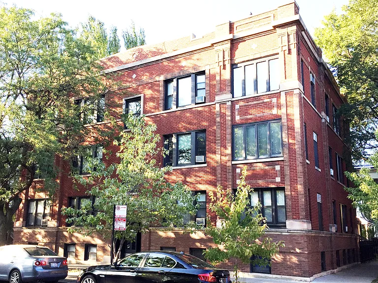 1636 W Roscoe St #G — Photo 18