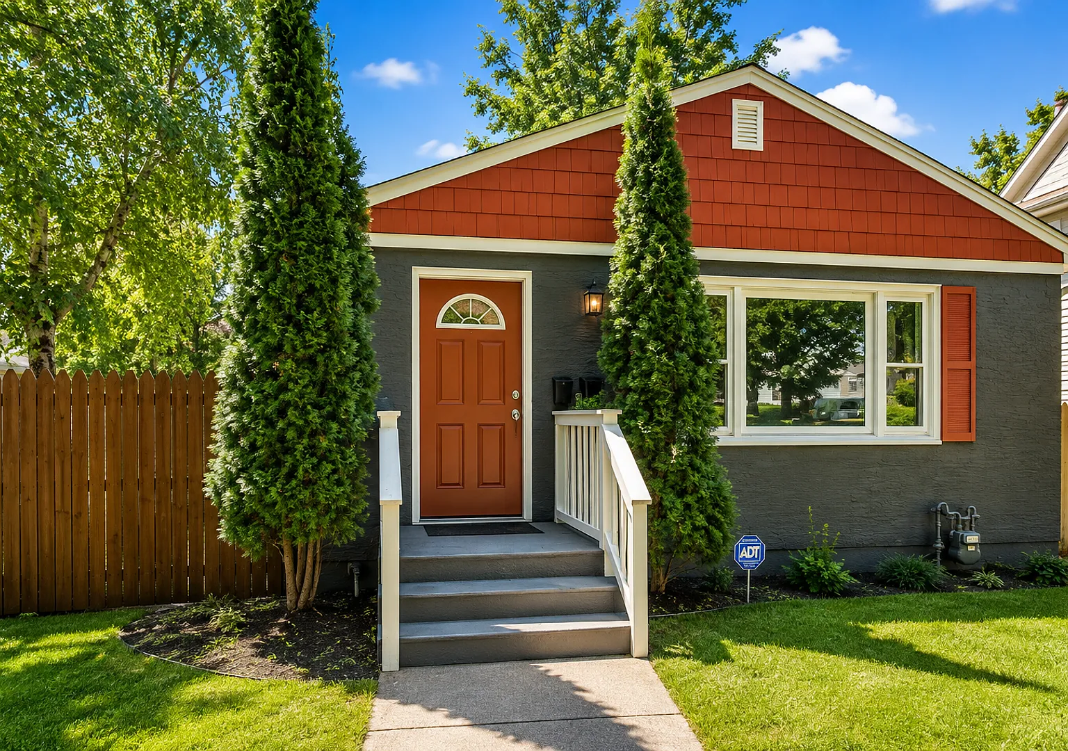 Coming Soon! Large 5 Bed | 2 Bath House W/ Fenced Yard & Garage! — Photo 1