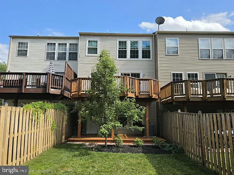 4613 Ripley Manor Ter — Photo 37
