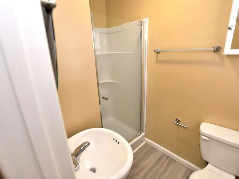1581 Charter Dr — Photo 14