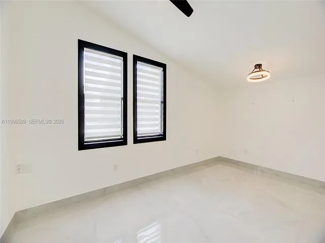 17101 SW 48th St — Photo 12