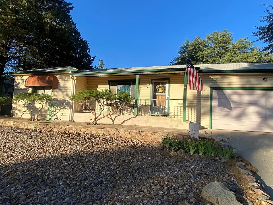 522 Mesa Dr