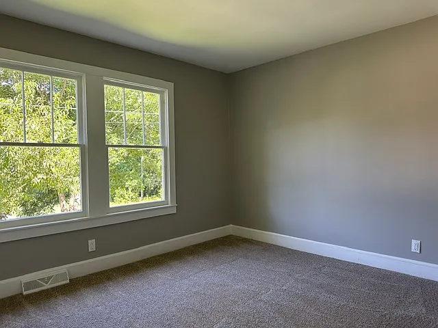 200 Pearl St — Photo 4
