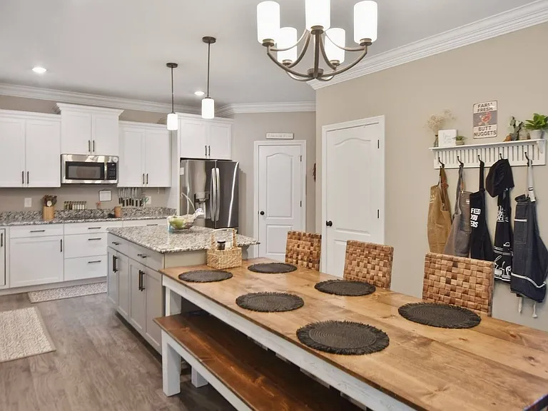 3141 Timberdale Dr — Photo 8