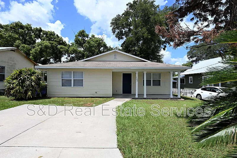 1107 King Ave