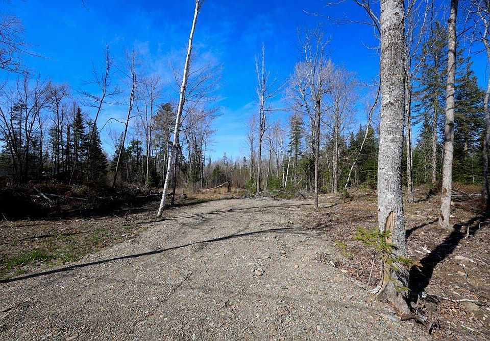 2nd image of Sawyer Rd