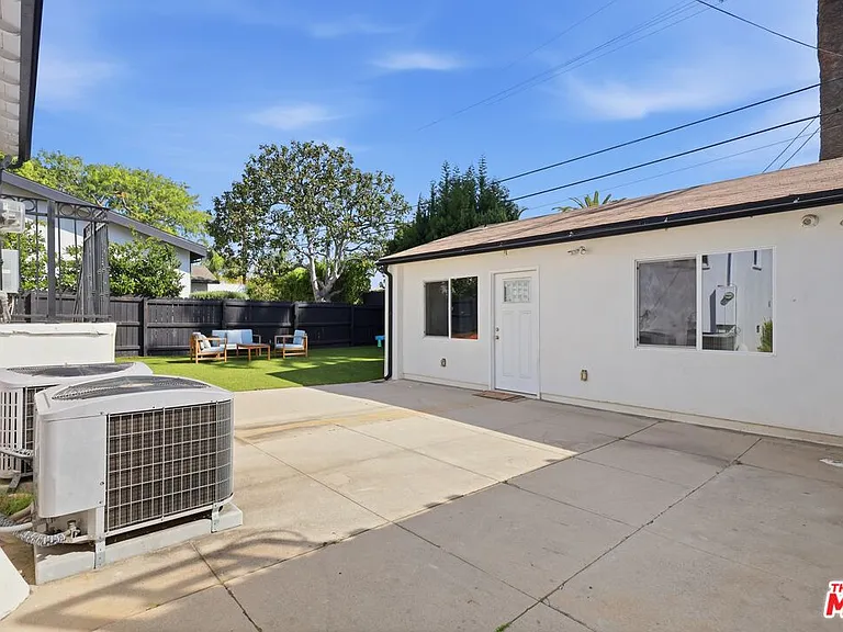 1170 S Beverwil Dr — Photo 15