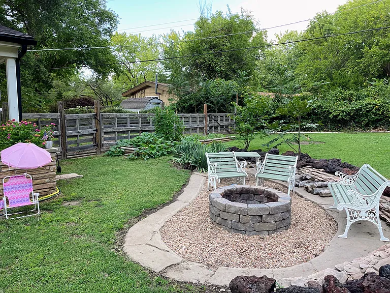 3719 E Elmwood Dr — Photo 57
