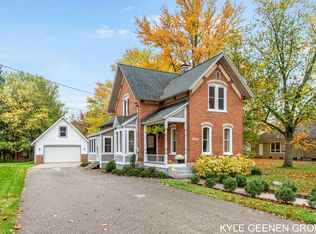 644 E Lincoln Ave, Zeeland, MI 49464