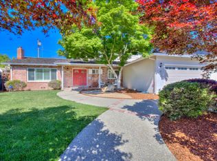 3574 Cambridge Ln, Mountain View, CA 94040