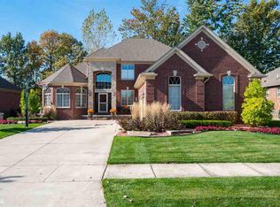 50457 Pinnacle Woods Ln, Macomb, MI