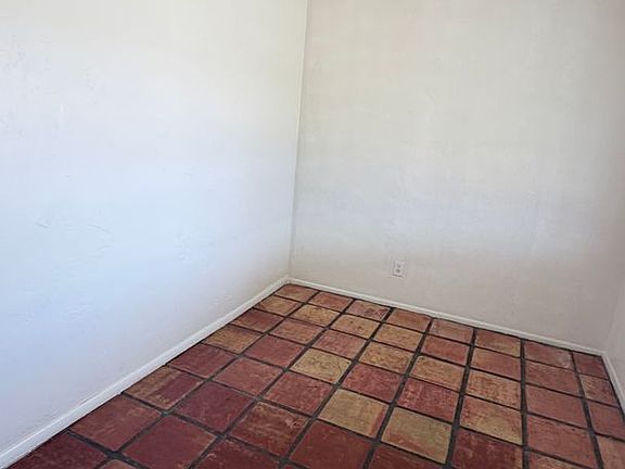 4th image of 1204 W 7th St
