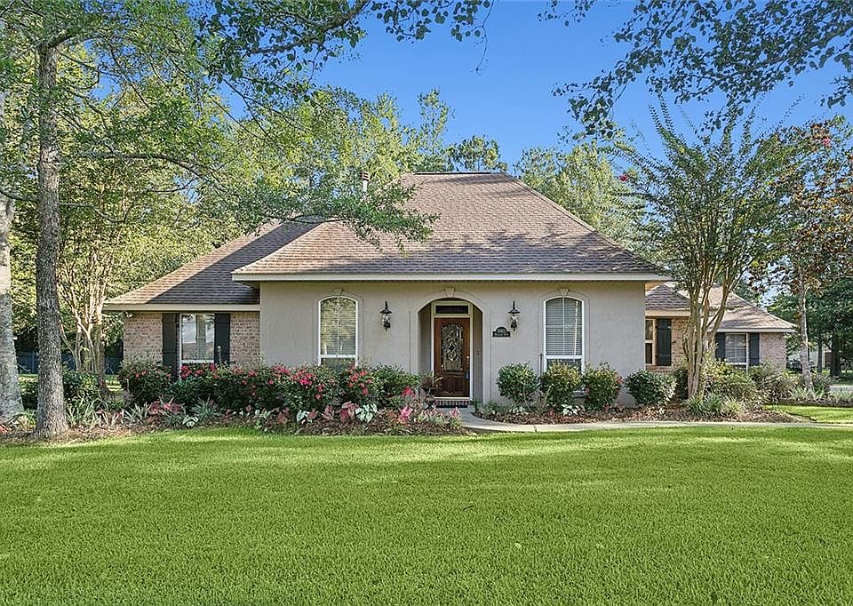 1st image of 30423 Woodland Dr