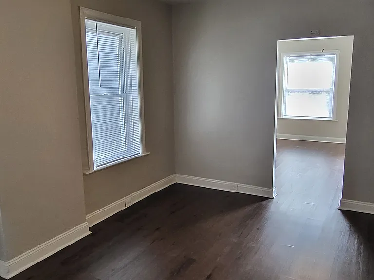 3413 Juniata St — Photo 8
