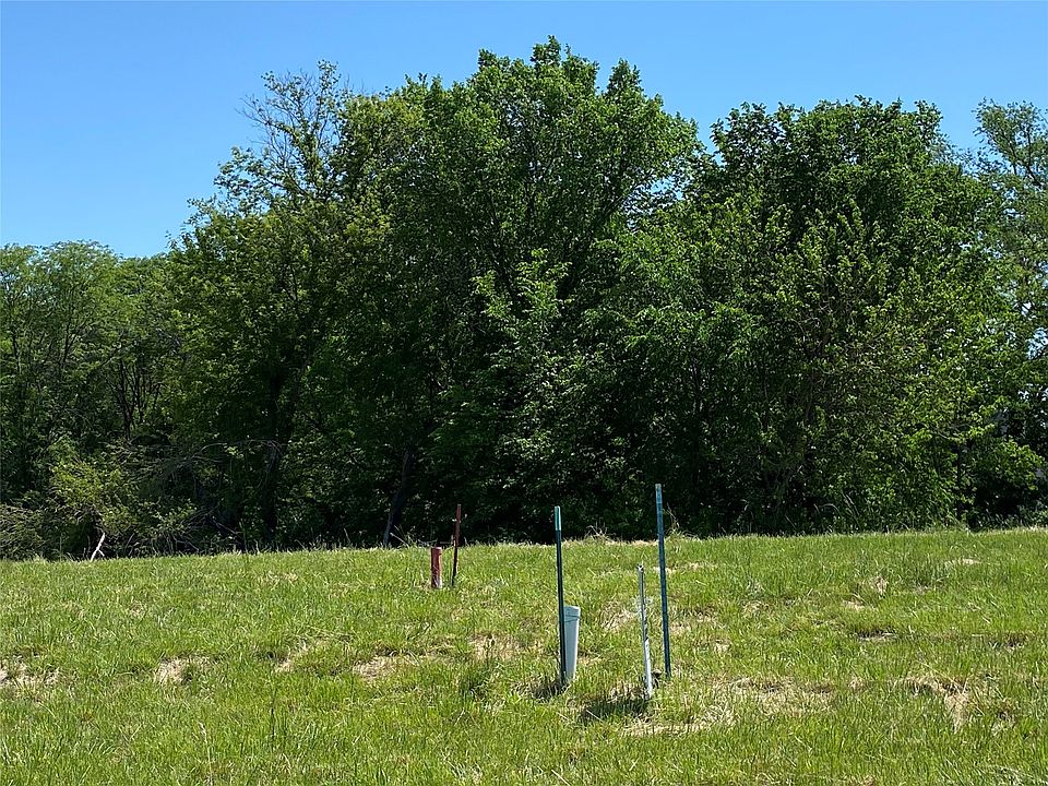1st image of 3695 Fieldstone Dr