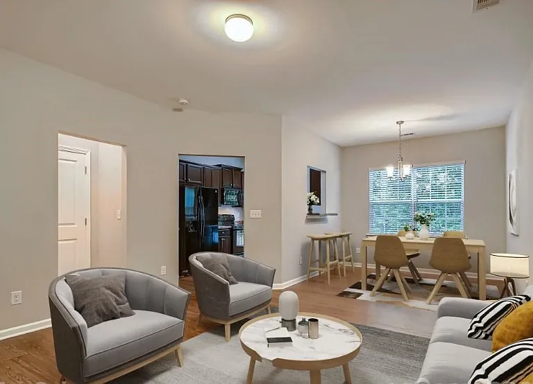 4040 Queensbridge Rd — Photo 1