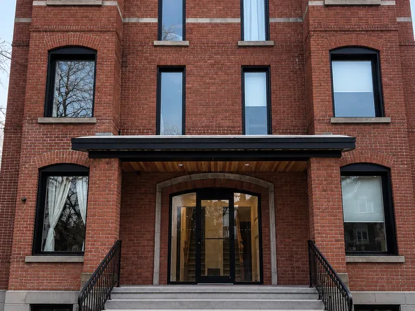 53 Maclaren St #7, Ottawa, ON K2P 0K3