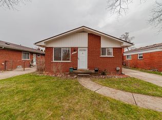 19177 Rensellor St, Livonia, MI 48152