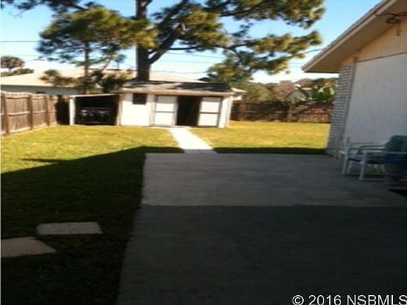 5th image of 2725 Queen Palm Dr