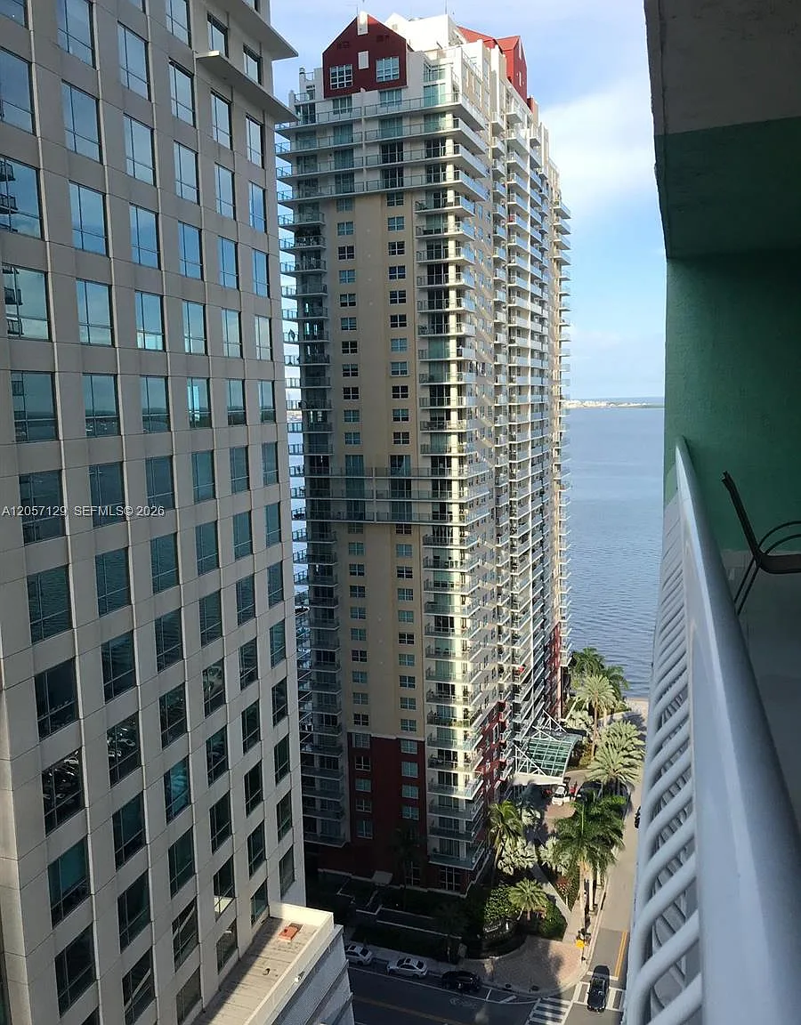 The Club At Brickell Bay — Photo 1