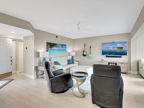 5th image of 589 Beachwalk Cir #P-102