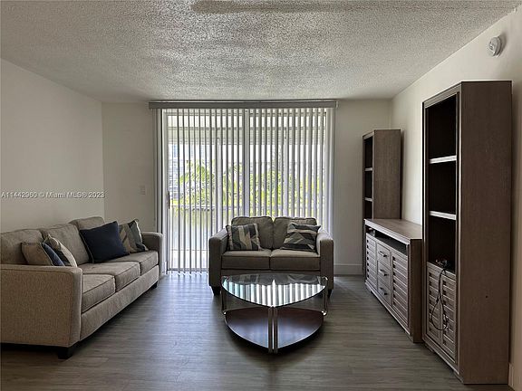 4th image of 2855 Leonard Dr APT H311