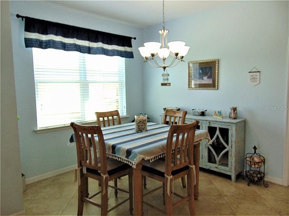 4th image of 4104 Mendocino Cir