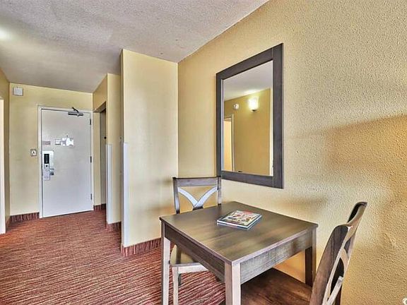 4th image of 1501 S Ocean Blvd #315
