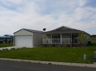 210 E Meadowmere Rd, Deer Park, WA 99006