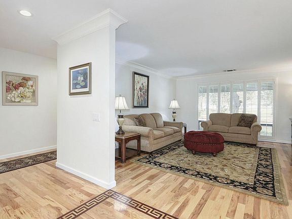 4th image of 11560 Gold Country Blvd