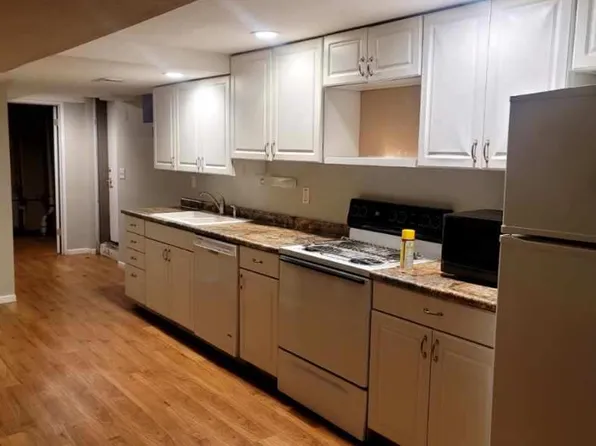 3512 Panther Ln #2, Cedar Falls, IA 50613