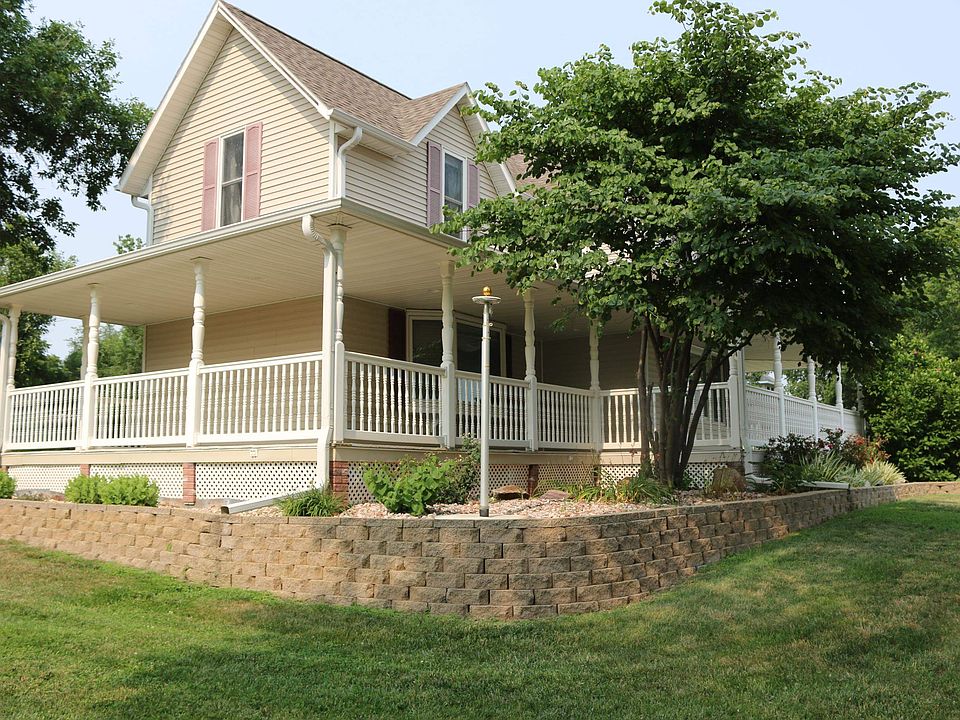 341 W 10th Ave, Red Cloud, NE 68970 Zillow