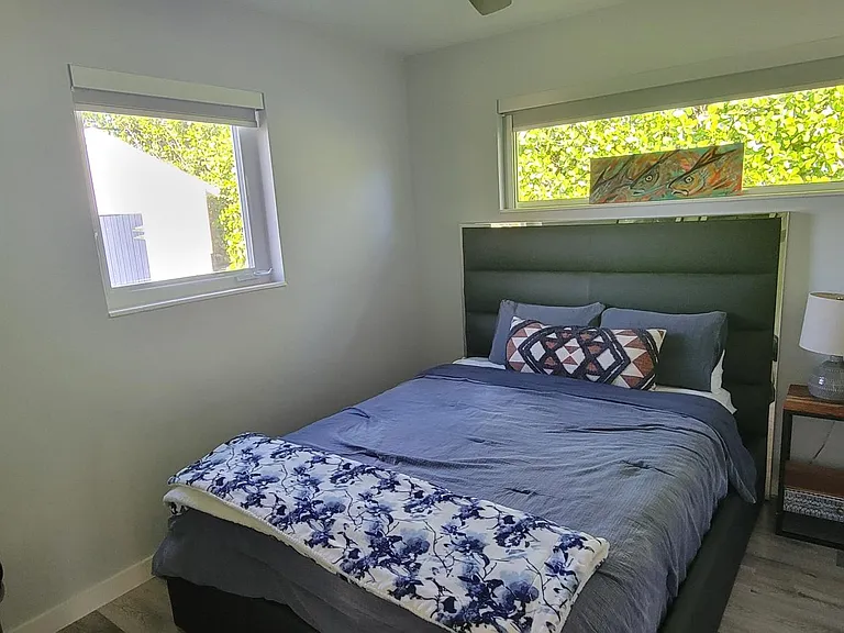 9955 SW 215th St — Photo 7