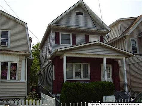 4th image of 119 Cortlandt St