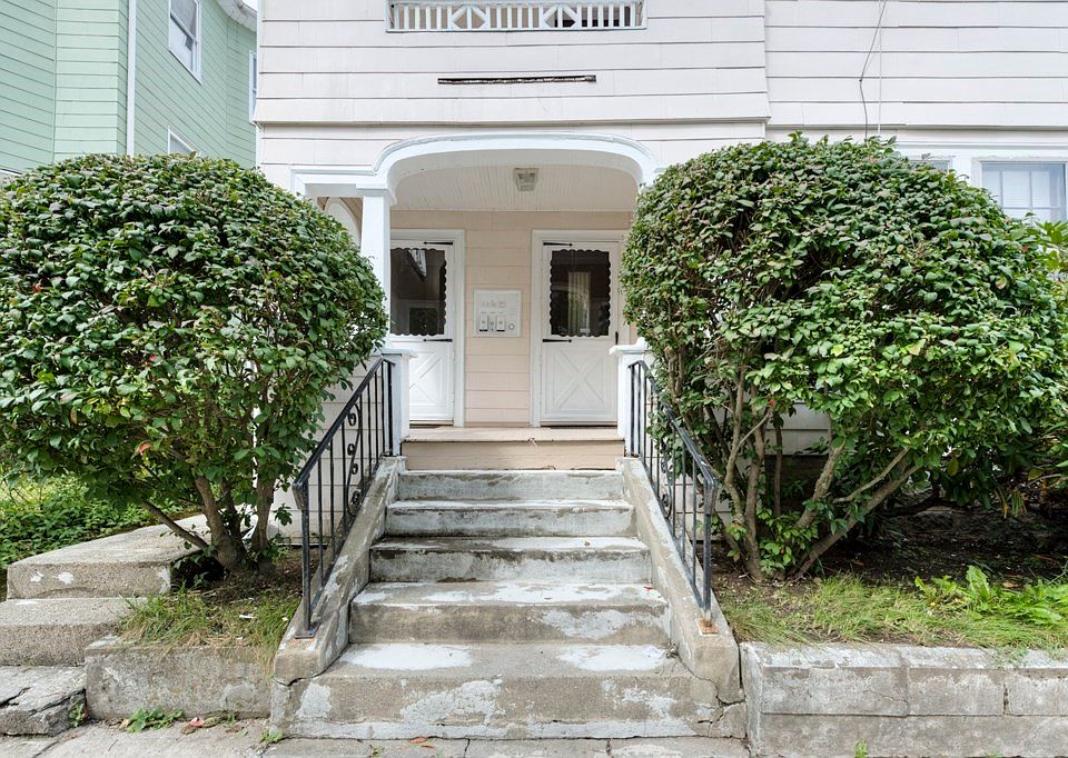 72 Birch St, Worcester, MA 01603 Zillow