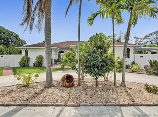 4271 SW 95th Ave, Miami, FL 33165