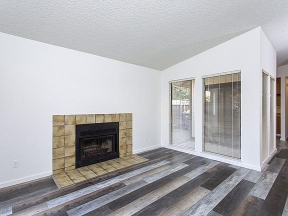 3rd image of 150 Muir Cir