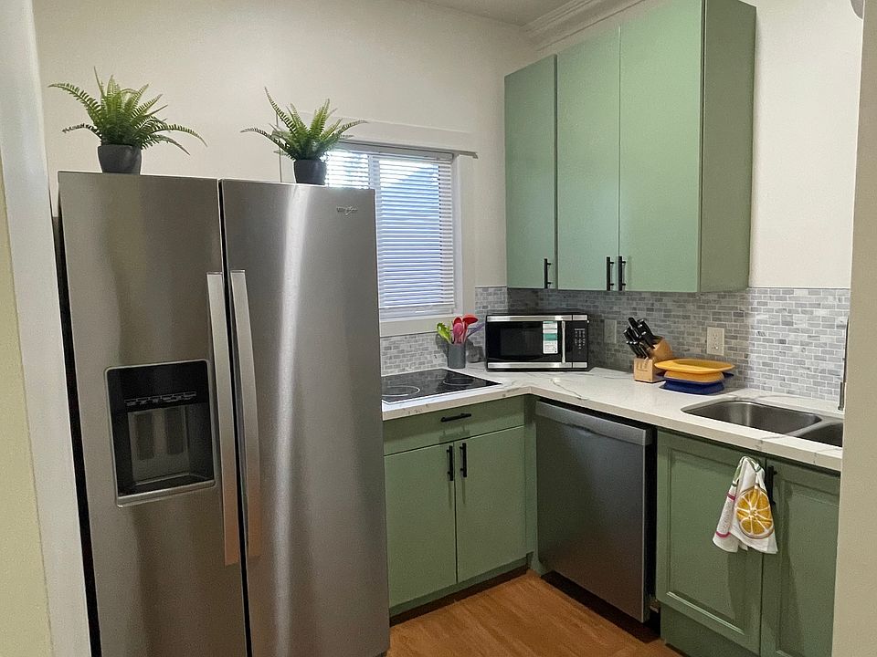 1st image of 2808 Fairmount Ave #B