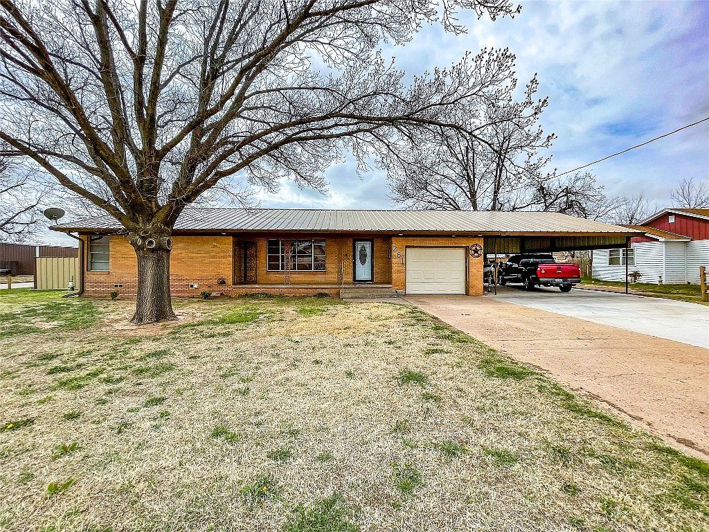 261 S 7th Ave, Munday, TX 76371 Zillow