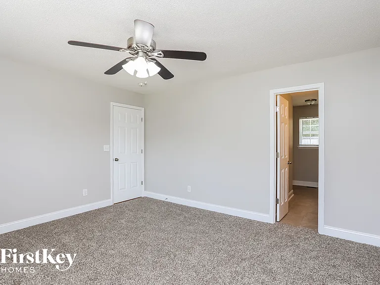 3508 Sidneys Way — Photo 9