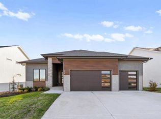 1613 SW Arbor Park Dr, Lees Summit, MO 64082