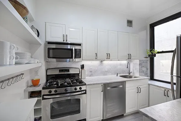 Sold by Halstead Real Estate | media 5