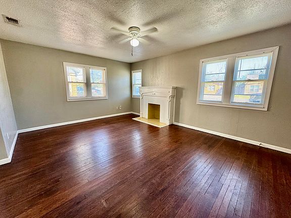5th image of 2421 22nd St #2421