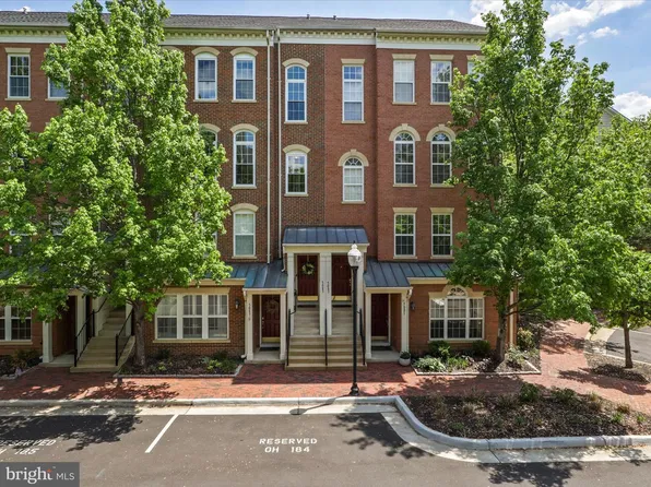 5085 Donovan Dr, Alexandria, VA 22304