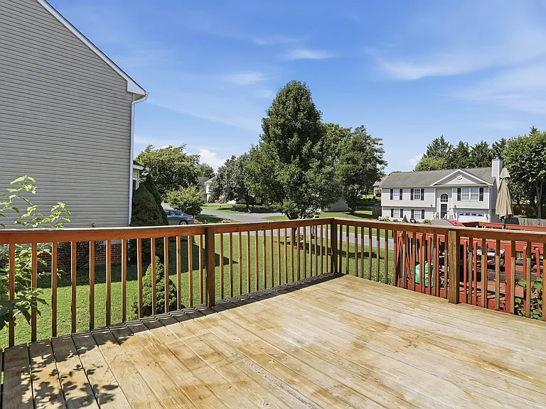 10 Crabapple Ct — Photo 30