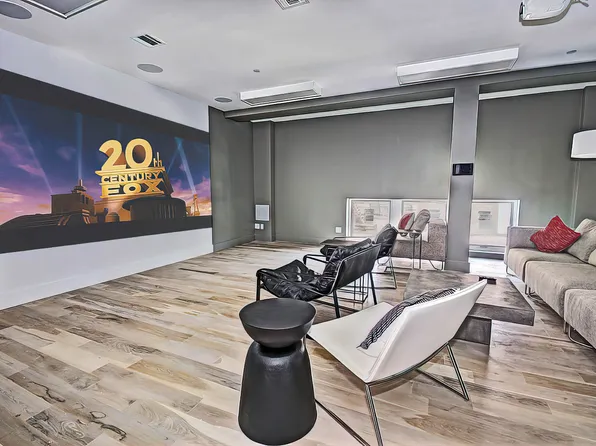 833 Monroe Street image 7 of 20